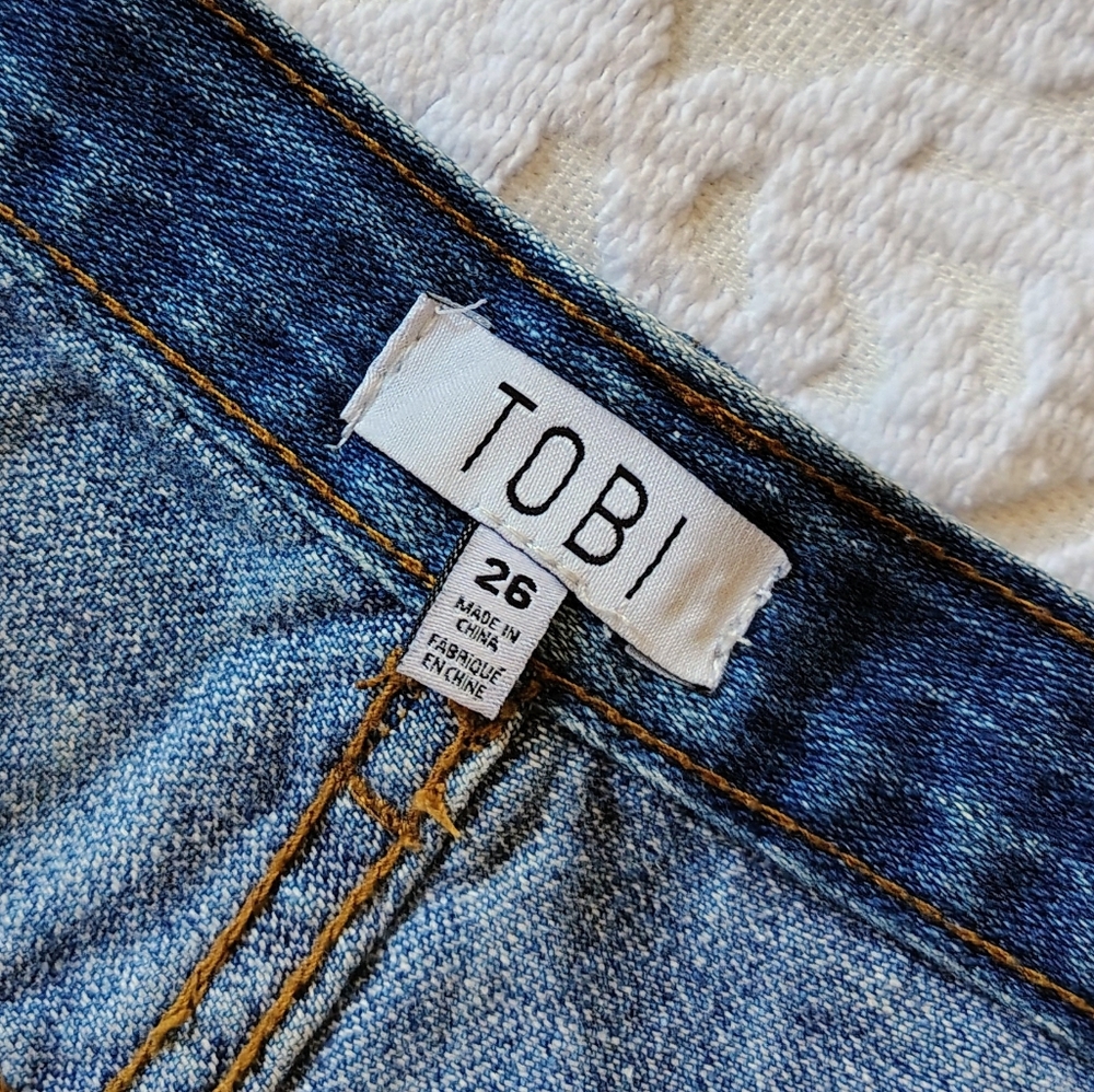 Tobi Mid Rise Ripped Cuffed Denim Shorts 26 - Picture 7 of 13